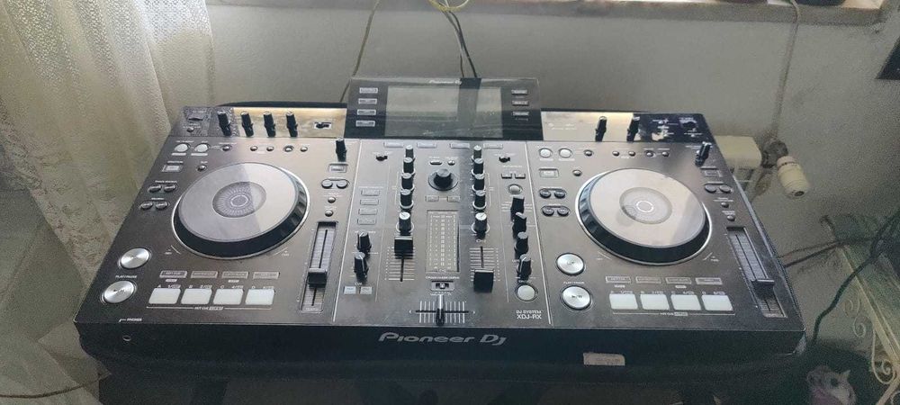 Pioneer XDJ-RX original com mala — pouco uso