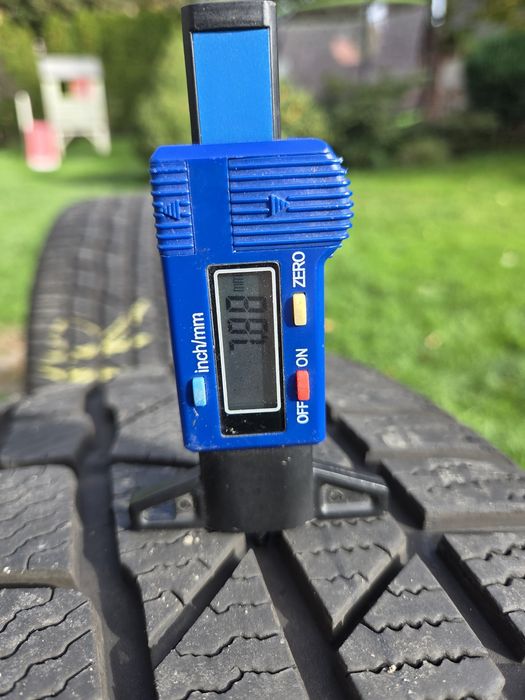 Koła alufelgi VW Tiguan 18 5x112 et 43 7j opony zimowe