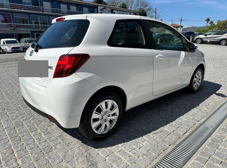 Toyota Yaris 1.4 D-4D Comercial | 6.500€ + IVA Dedutível | Revisões Toyota