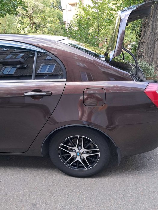 Geely emgrant 46 пробега