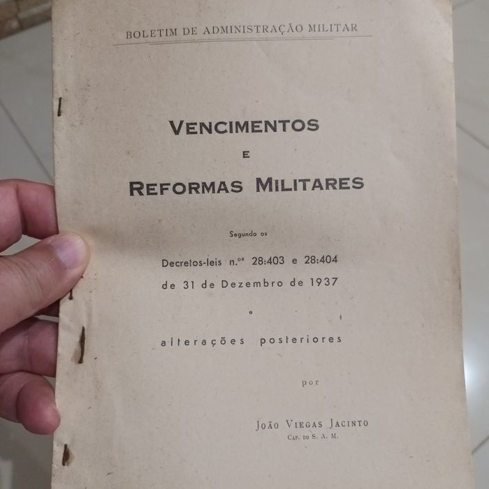 Vencimento e reformas militares