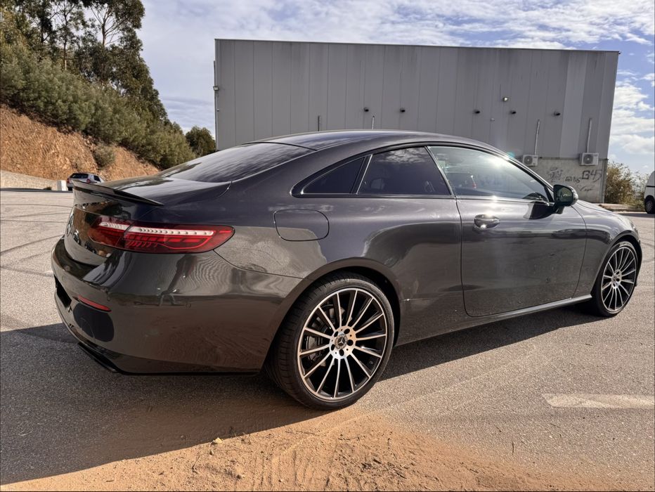 Mercedes-Benz E220 d Coupe 9G-Tronic