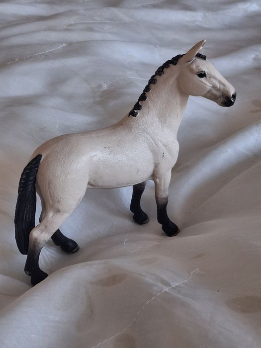 Іграшки фірми  Schleich різні