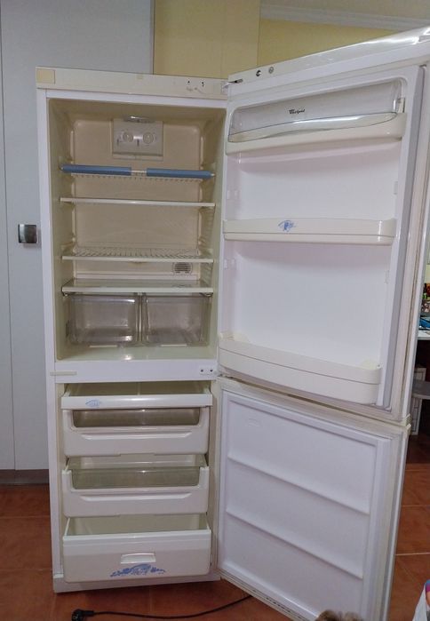 Frigorífico Combinado Whirlpool - Bom Estado