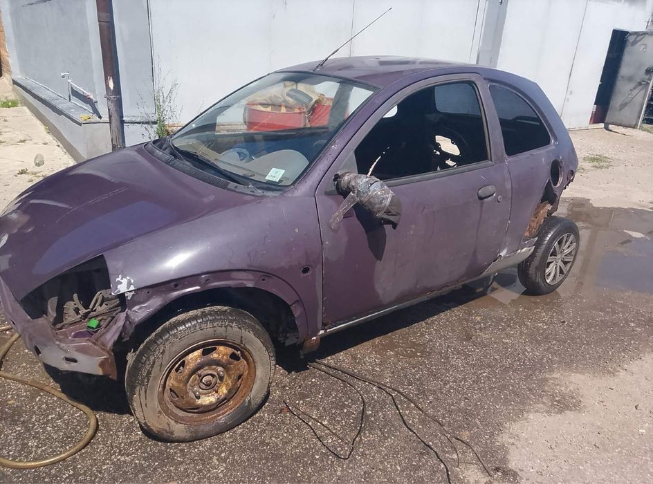 FORD KA  1998г. Двигатель 1.3  КПП механика надо до конца доварить