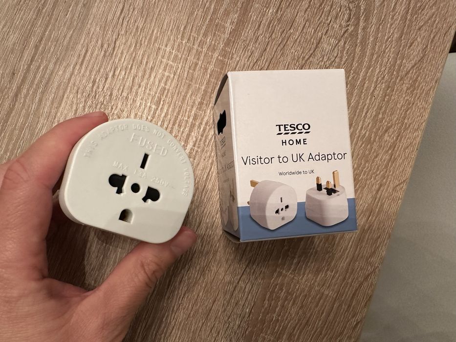 Adapter przejściówka uniwersalna z wtyczką UK