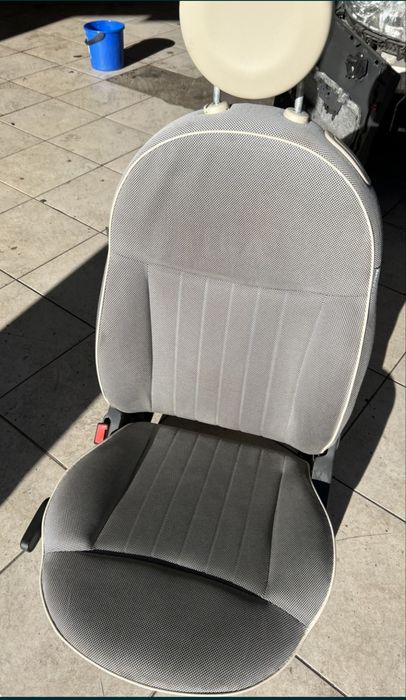 Bancos e quartelas Fiat 500