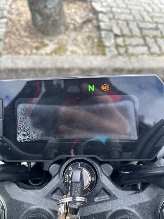 Honda cb125r como nova