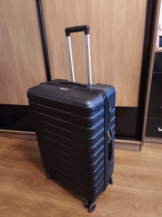 Валіза розміру L