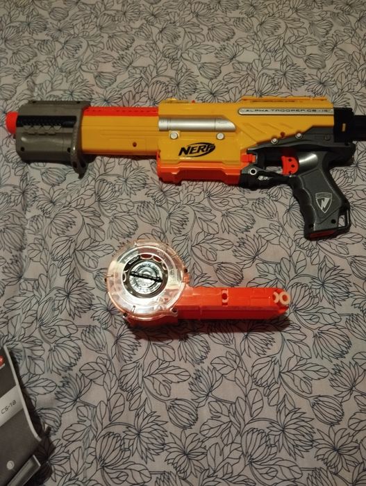 Pistola Nerf como nova.