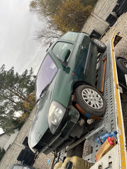 Lampa zderzak silnik 1,5 dci