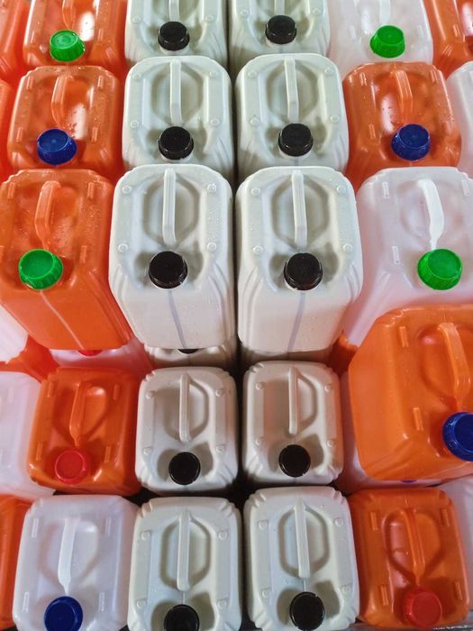 Каністра , ємність, тара Б/В 20л.