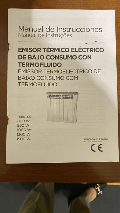Radiador Elétrico Parede 950W