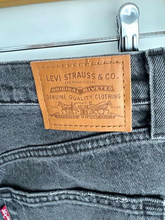 Jeansy LEVI’S damskie 27x31 nowe