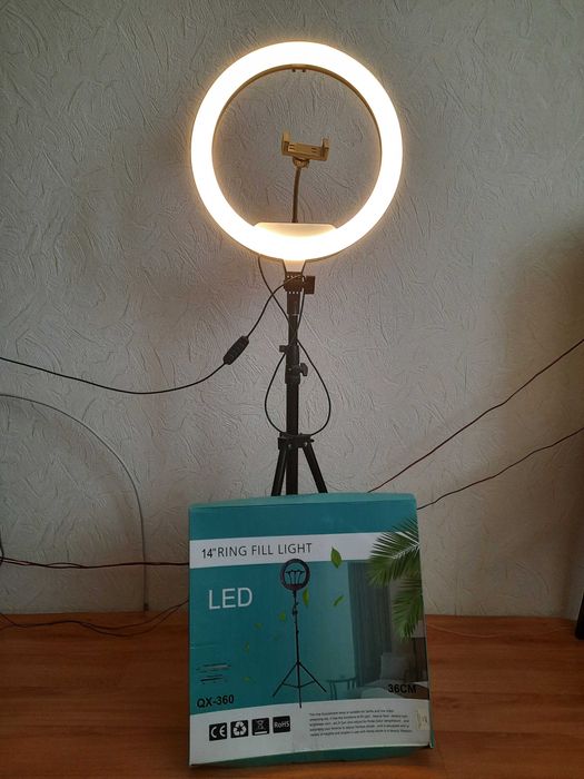 Кільцева LED лампа 36 см + штатив  2м. + пульт ду .для селфі