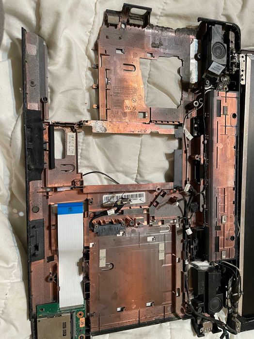 LENOVO Z580 - а также рабочий планшет LENOVO