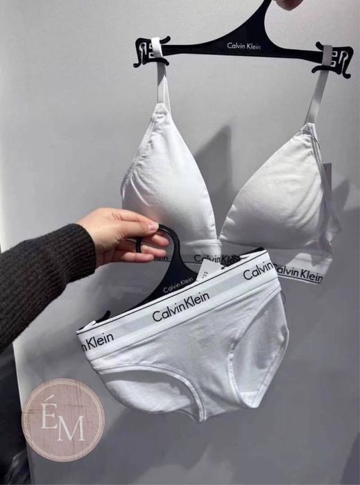 Комплект жіночої білизни Calvin Klein Modern Cotton трикутна чашечка