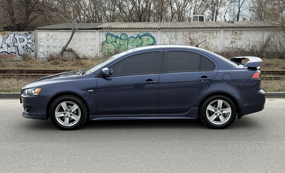 Mitsubishi Lancer X 10