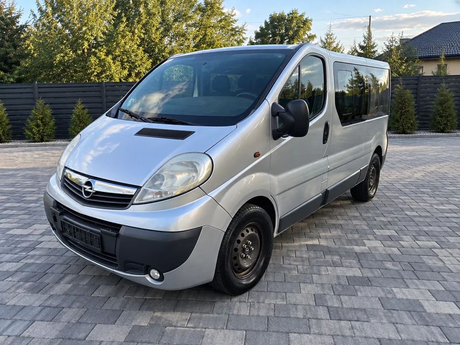 Wszystkie Części Opel Vivaro Renault Trafic Primastar 2.0 DCI Silnik Skrzynia Drzwi Maska Błotnik Zderzak Lampa Lusterko Klamka Szyba Deska Kokpit Sterownik Kierunkowskaz Migacz Moduł Czujnik Licznik Panel Kierownica Zacisk Belka Amortyzator Sprężyny Sank