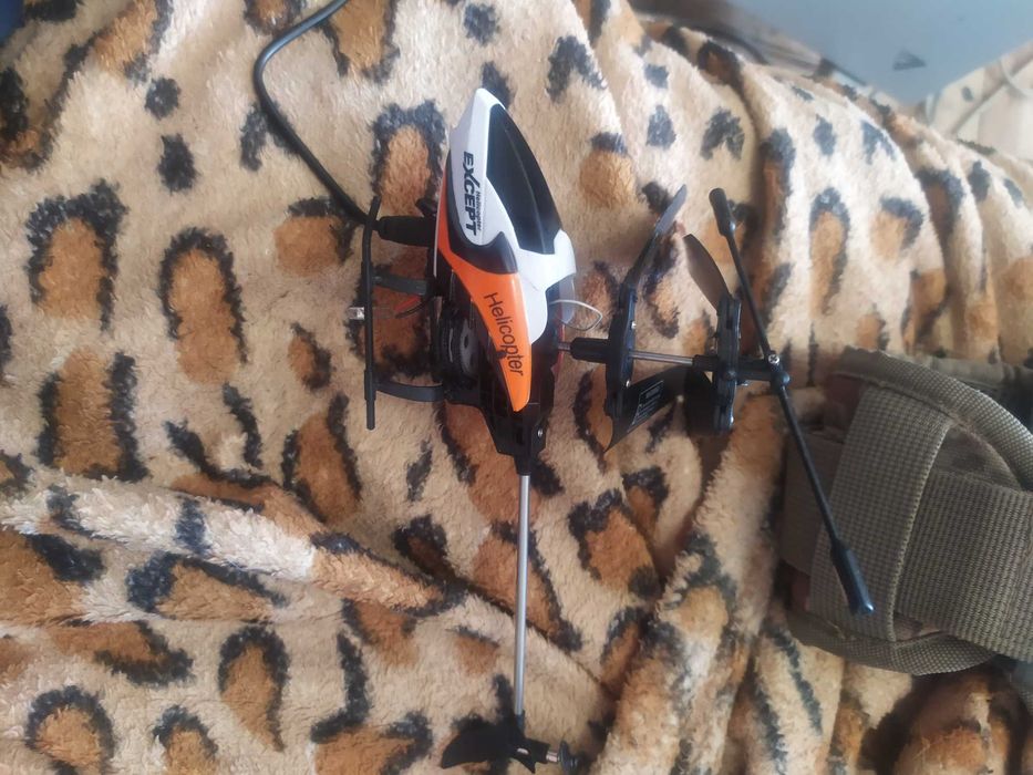 Гелікоптер на радіокеровані