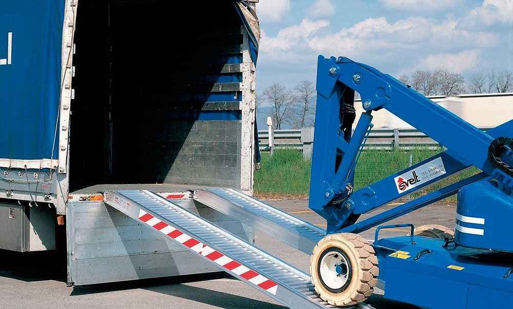 Завантажувальна рампа SVELT 3 м (800 кг) RAMPADL1