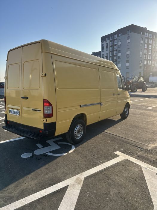Mercedes sprinter
