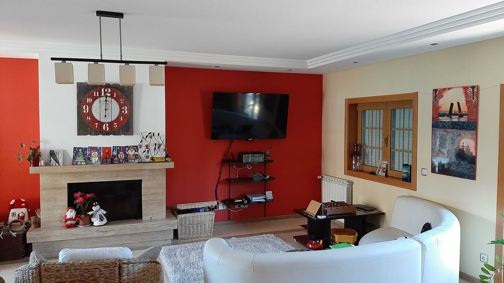 Invista na Riviera Portuguesa — Villa exclusiva em Cascais à venda!