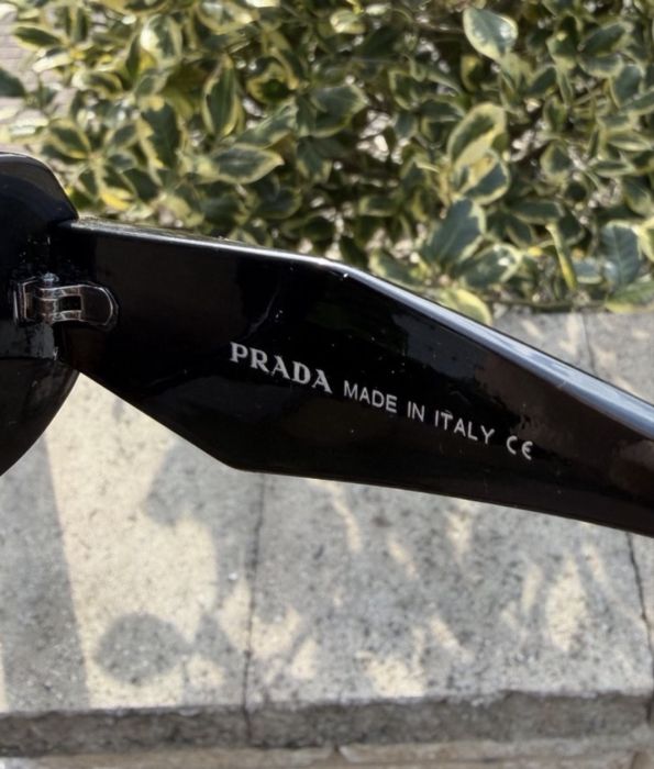 Okulary przeciwsłoneczne prada