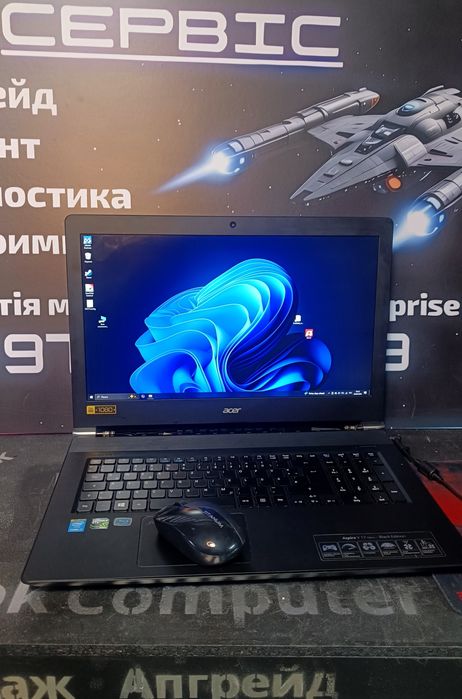 Шустрий та потужний Ноутбук  Acer  Aspire V17 Nitro 17.3" IPS / i7 - 8 потоків / GTX 860M 2GB/ 16GB RAM / 240SSD+HDD
