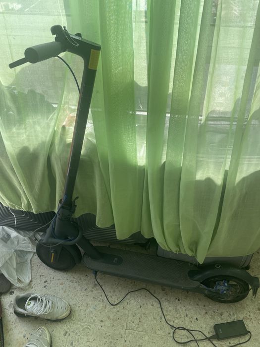 Trotinete eletrica vendo ou troco por ps4