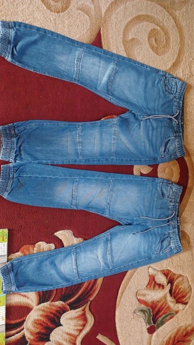 Джинси на хлопчика підлітка