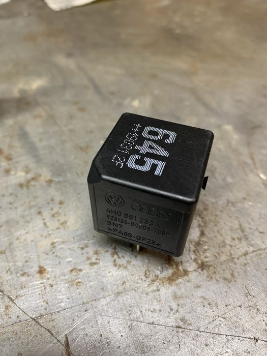 Реле VW 527/525/645/646