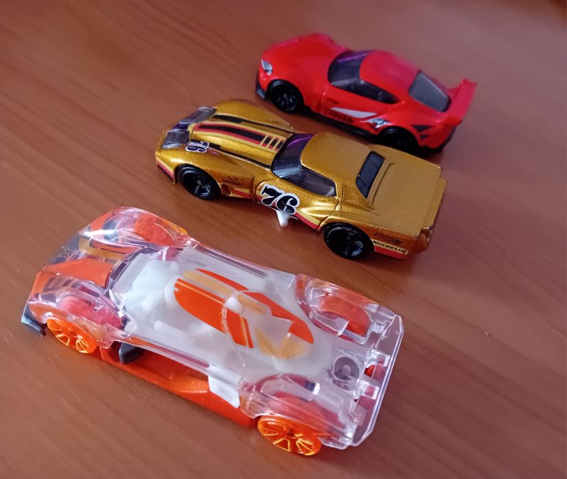 Lote de 3 Carros HotWheels impecáveis