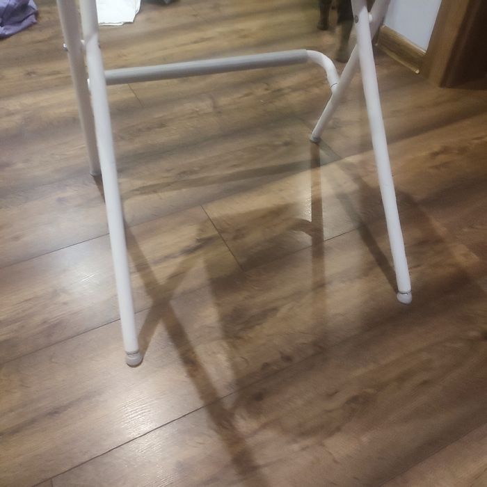 Krzesło hoker kuchenne / kosmetyczne