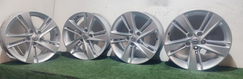 Felgi aluminiowe OE Opel Astra J insygnia B Zafira 5x115 17" 7.5J Et45