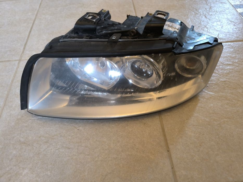 lampa lewy prawy przód audi a4 b6 xenon