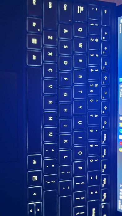 Microsoft Surface PRO 7+