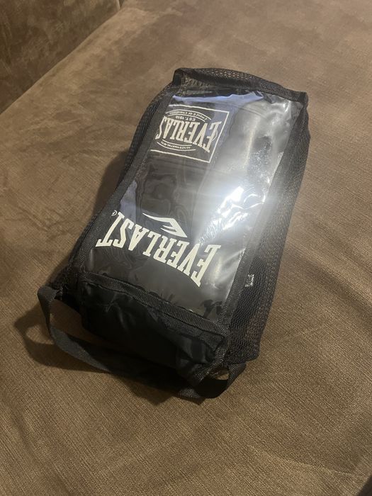 Перчатки для боевых искуств, новые