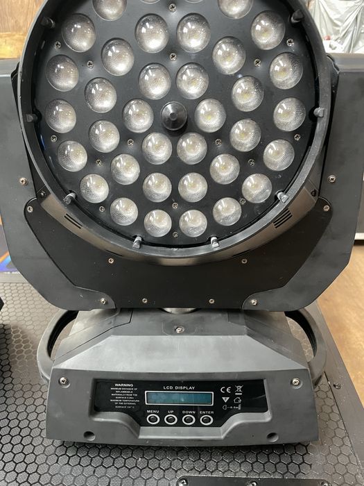 Led wash 36x18 color