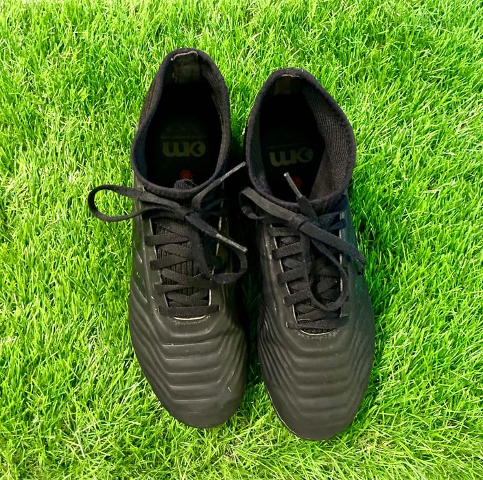 Buty Adidas Predator – rozmiar 37