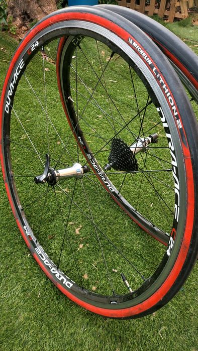 Rodas Dura.ace C24 carbono