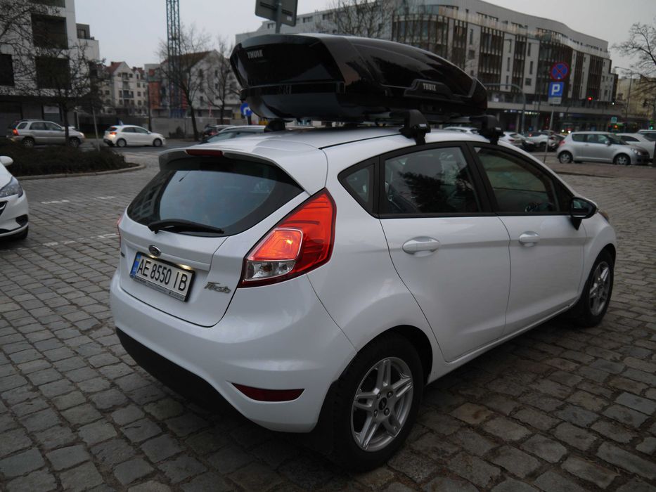 Box dachowy Thule Motion XT M (400L) + bagażnik Thule WingBar Edge Ford Fiesta 7 5dr