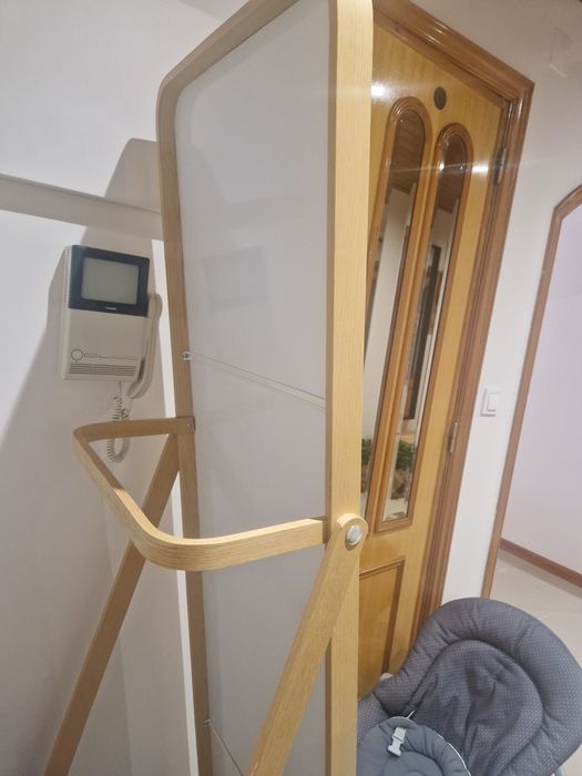 Espelho de pé ikornnes ikea