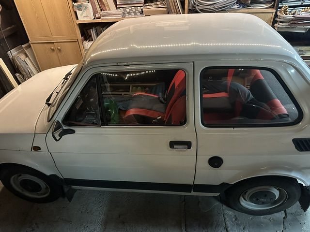 Fiat 126 Zdrowy i dziarski Maluszek.