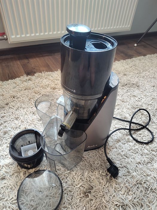 Wyciskarka wolnoobrotowa Amica