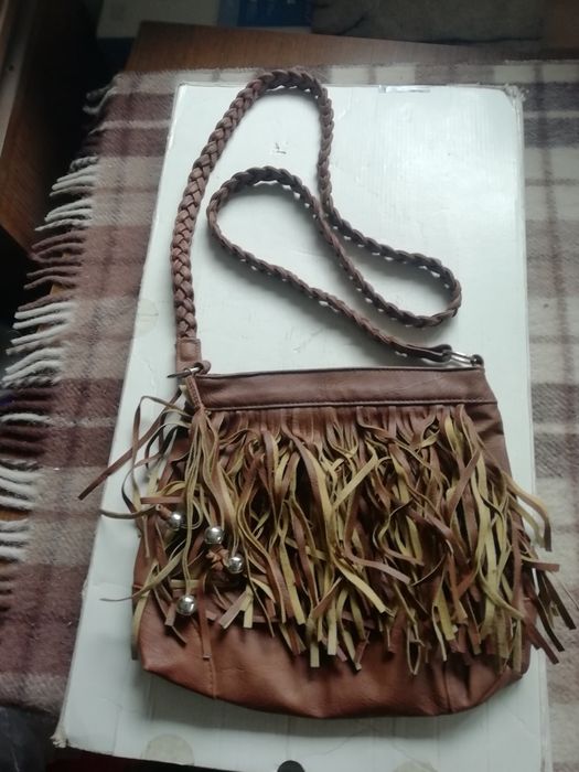 torebki skórzane damskie  na suwaki