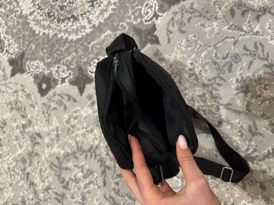 Сумка чорна чоловіча