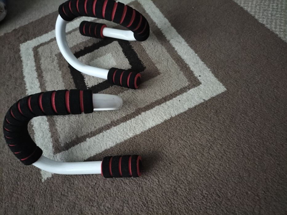 Стойки для віджимання