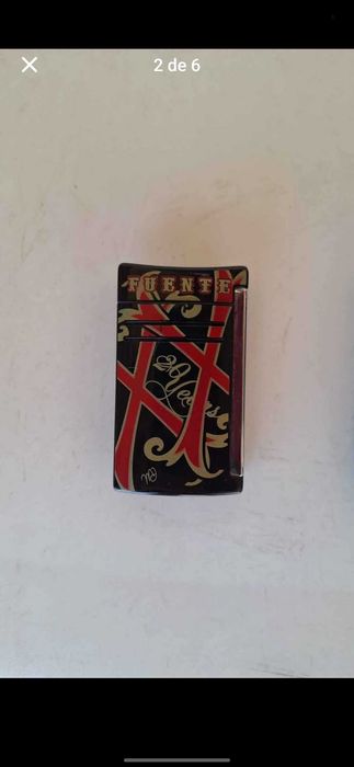 Isqueiro J.T. Dupont colecionavel