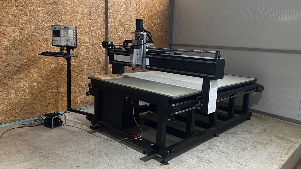 CNC fresadora nova 2500x1500x150 - Spindle 4.5 kW ER25